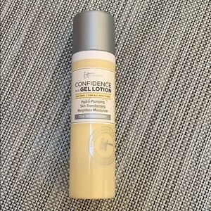 It Cosmetics Confidence in a Gel Lotion